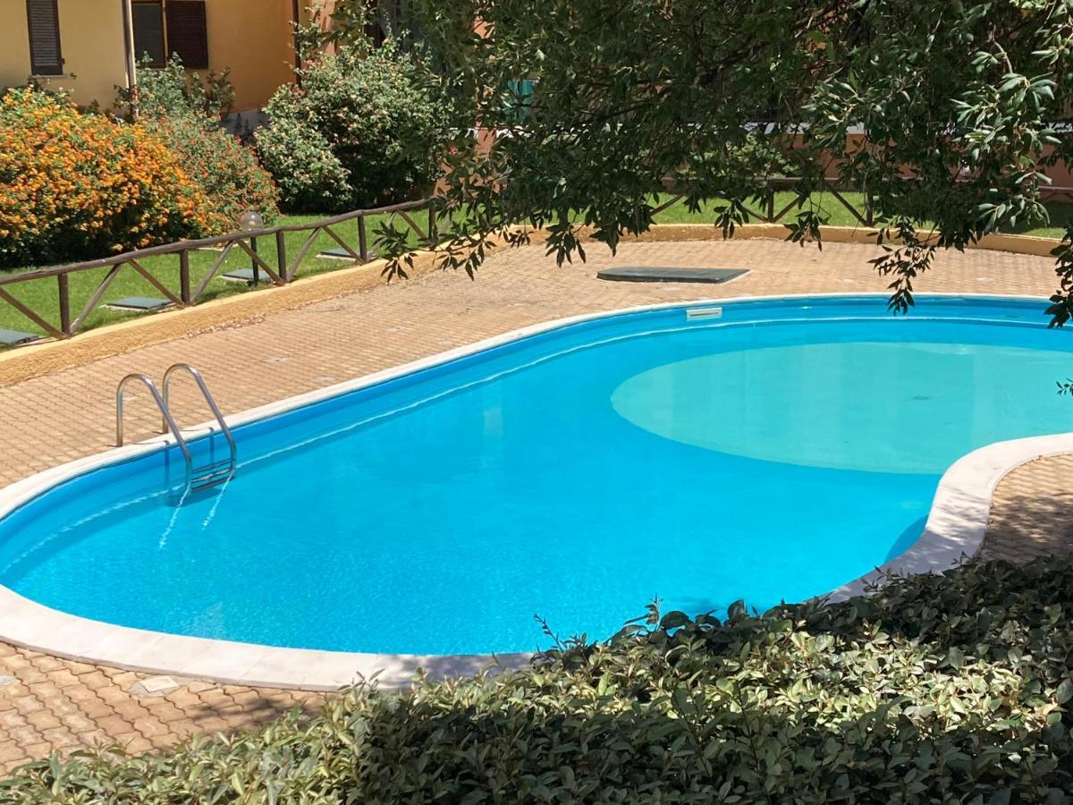 La Marina Apartment With Pool Olbia Exterior photo